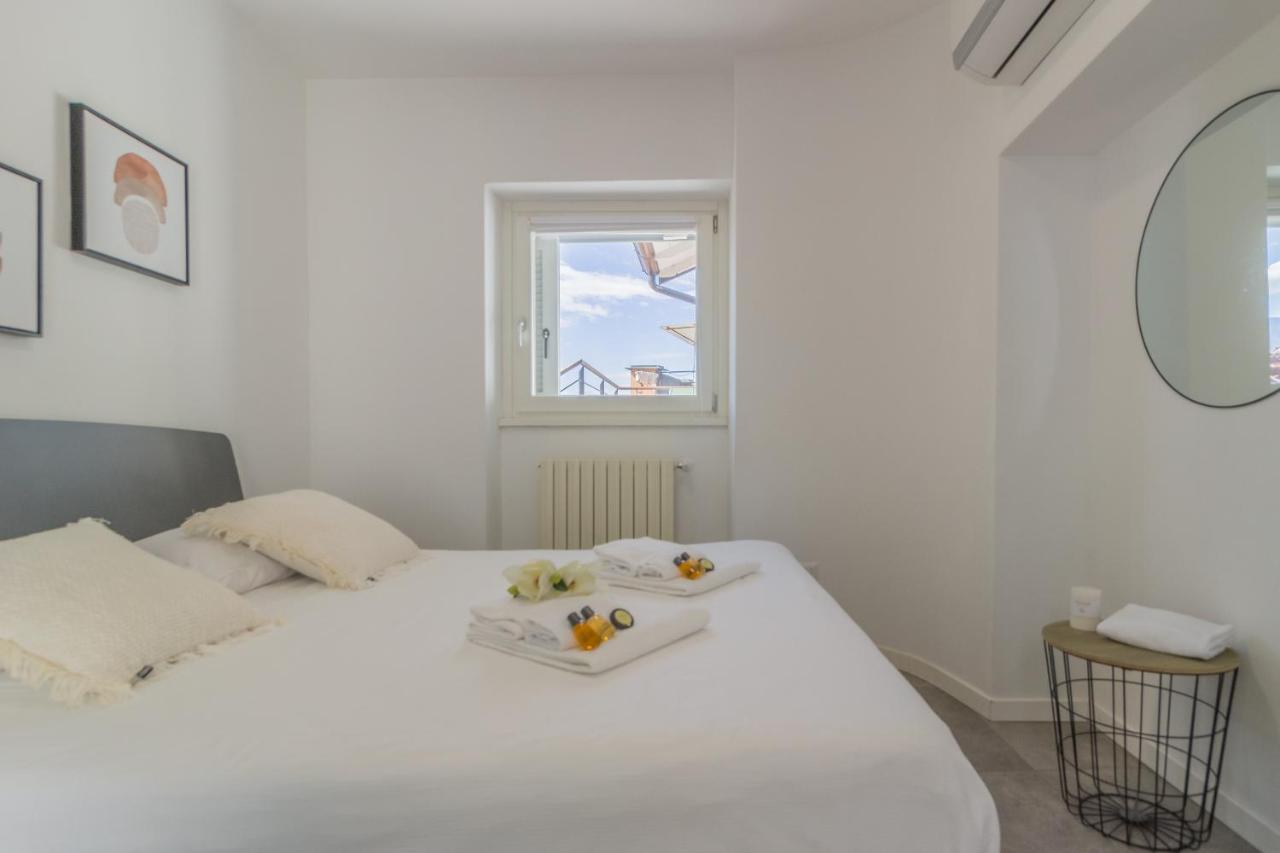 La Terrazza Di Marta Lejlighed Varenna Eksteriør billede